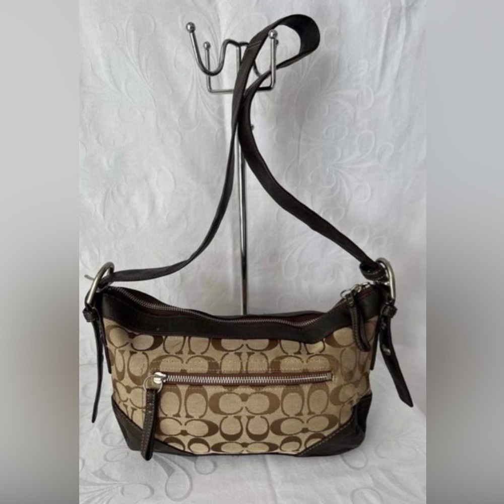 Vintage coach in great shape